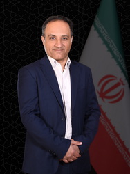  Ali Azizpour 